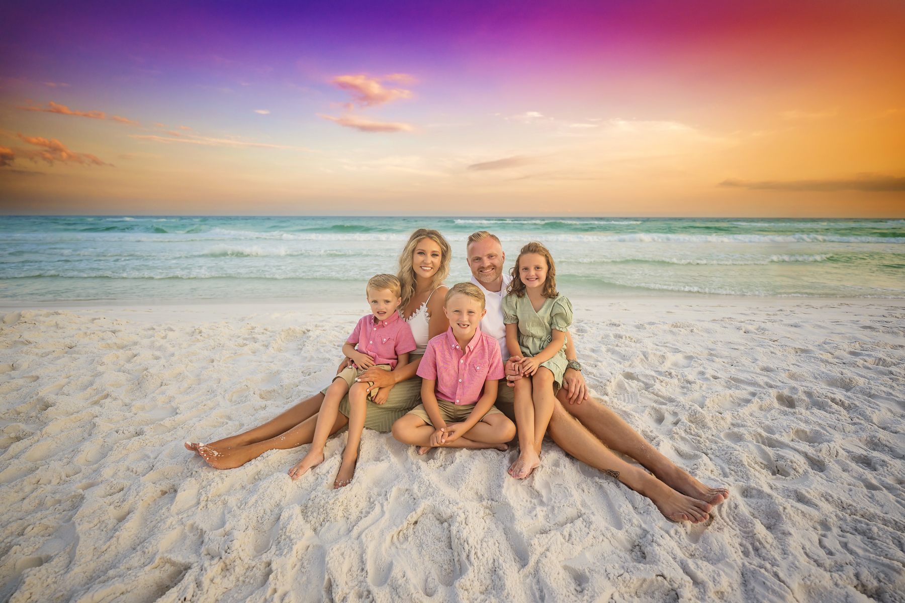 Hendricks Family Destin Sunset Beach Portraits — family of five sunset portrait at golden hour vol1